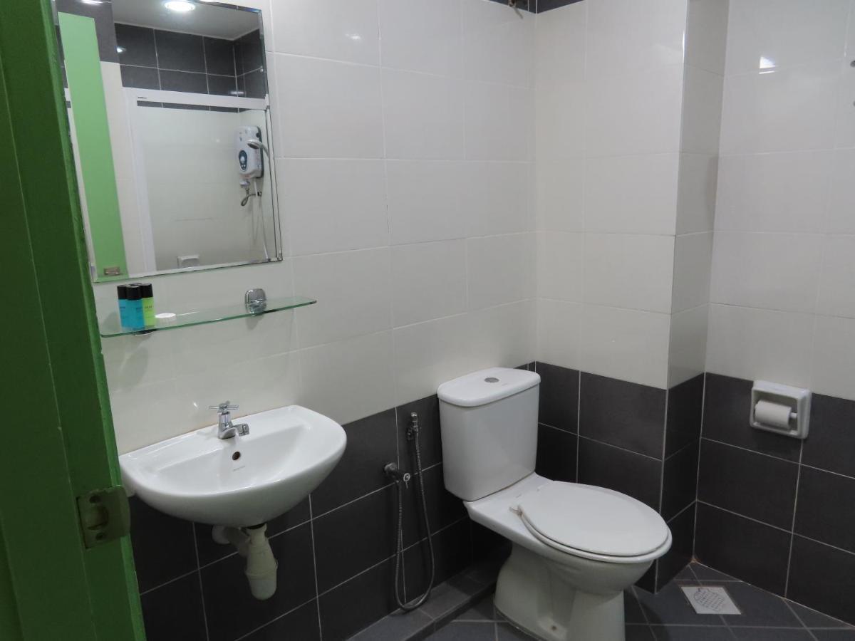 קואלה לומפור Akar Hotel Kampung Baru מראה חיצוני תמונה