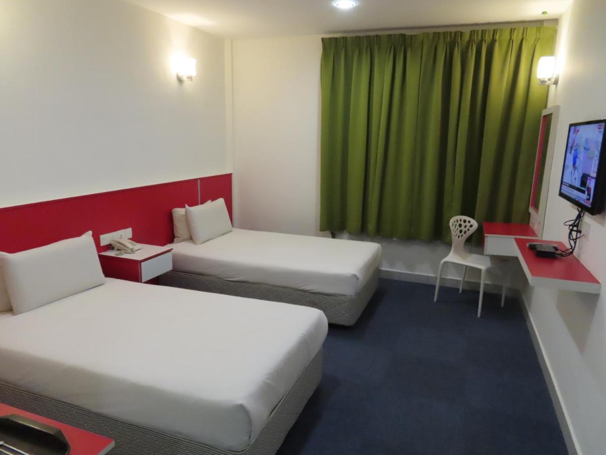 קואלה לומפור Akar Hotel Kampung Baru מראה חיצוני תמונה