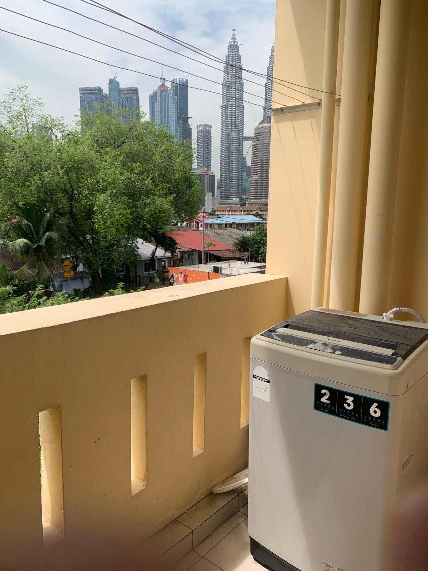 קואלה לומפור Akar Hotel Kampung Baru מראה חיצוני תמונה